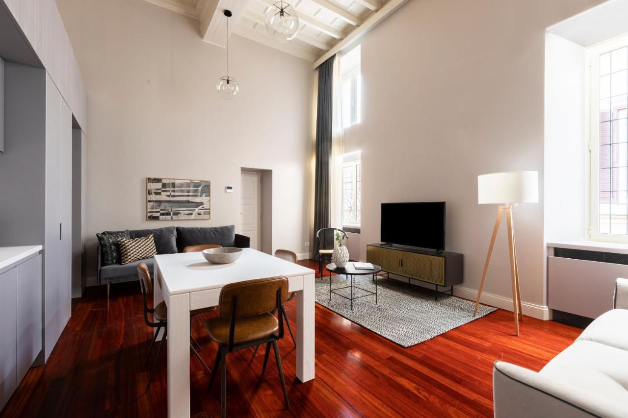 Sonder at Via Croce Lejlighedshotel Rom